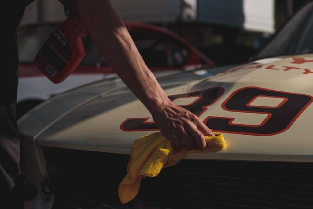 découvrez l'importance du recyclage automobile pour préserver notre environnement. apprenez comment donner une seconde vie aux véhicules abandonnés tout en réduisant les déchets et en économisant des ressources. rejoignez le mouvement du recyclage automobile et contribuez à un avenir durable.