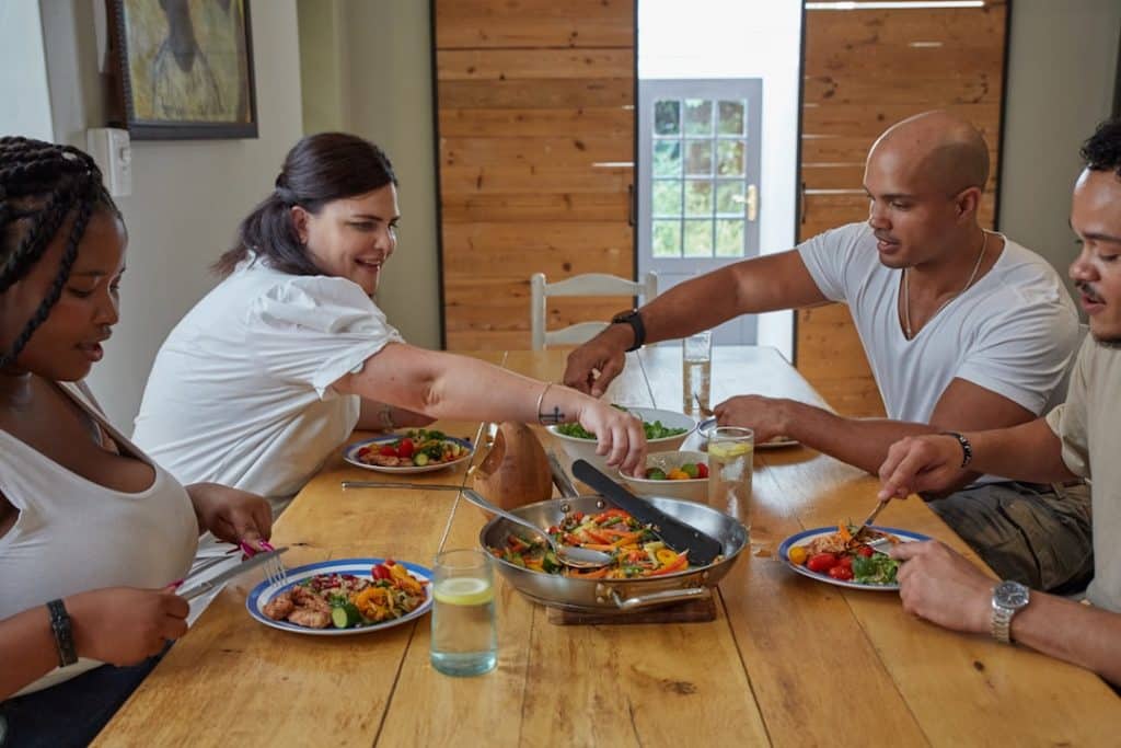 découvrez comment adopter une alimentation saine pour améliorer votre bien-être et optimiser votre santé. trouvez des conseils pratiques, des recettes équilibrées et des astuces pour intégrer des habitudes alimentaires positives dans votre quotidien.